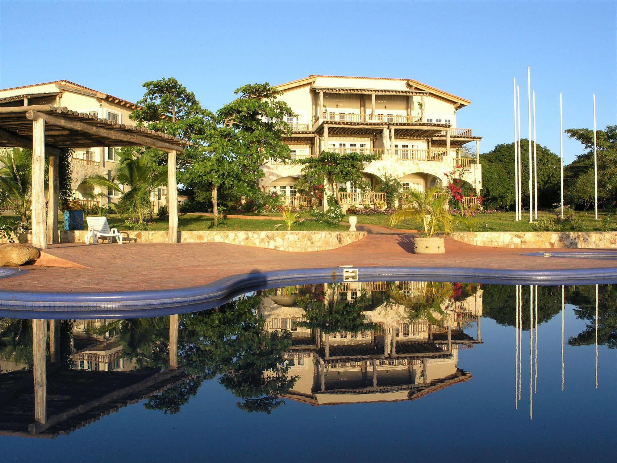 Marina Puesta Del Sol Otel Aposentillo Dış mekan fotoğraf